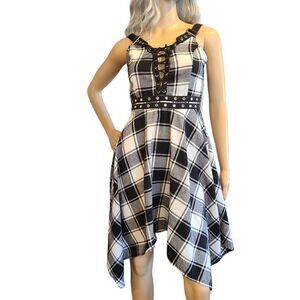 Dressfo Dress Lace-Up Black And White Plaid‎ sz 8